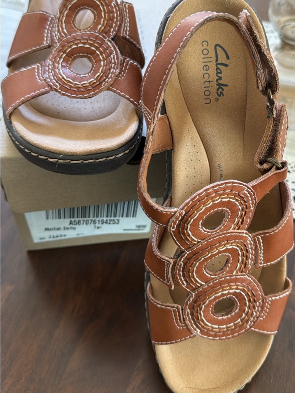 Clarks Collection Tan Leather Women’s Sandals Merliah Derby EUC 10W
